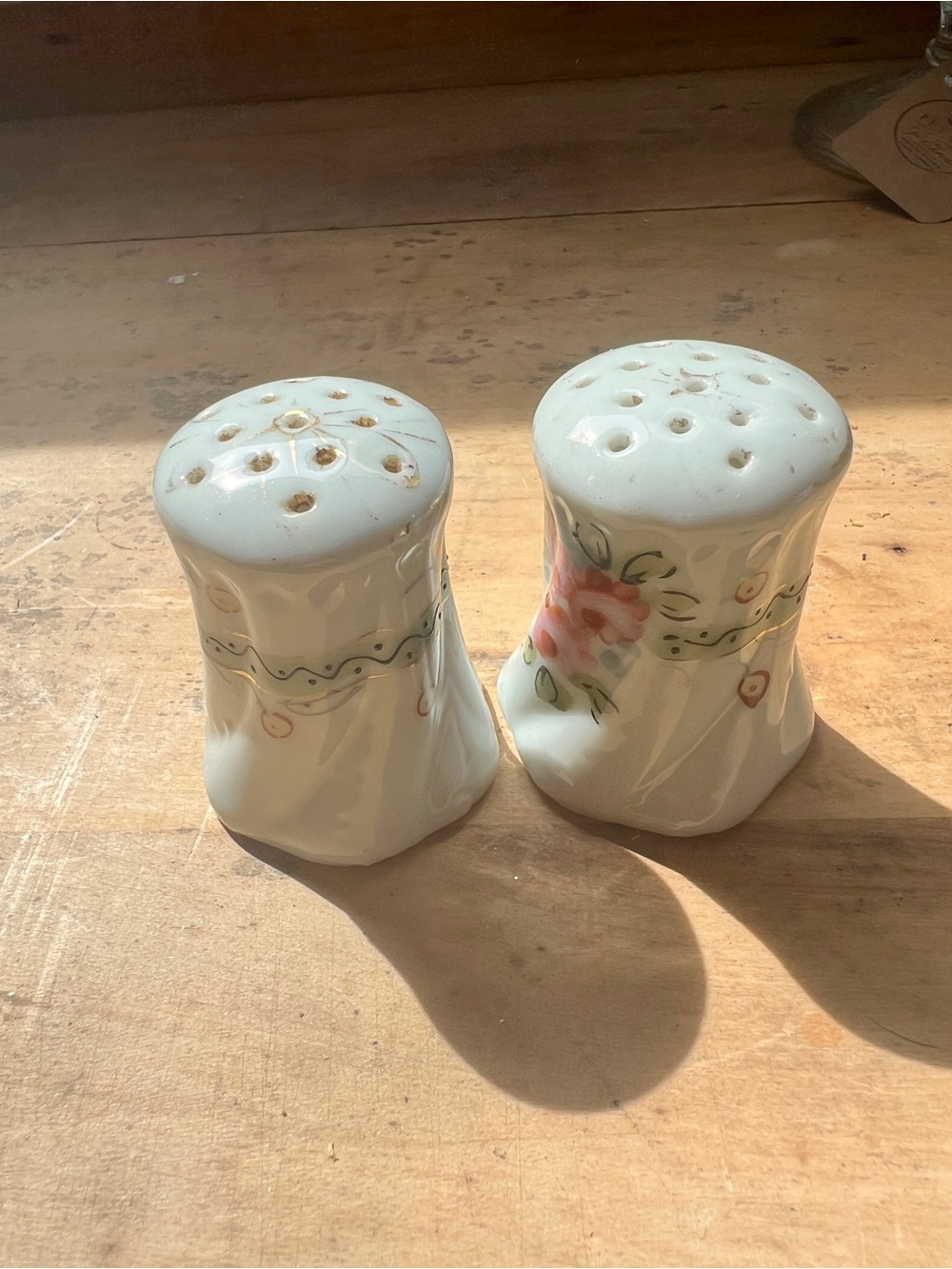 Hand-Painted Floral Ceramic Salt and Pepper Shakers - White